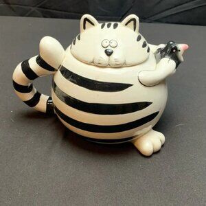 cat tea pot